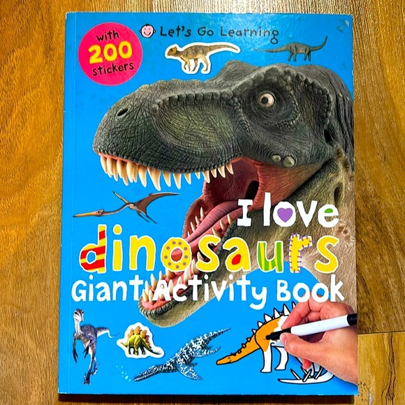 ⭐️Sticker Book- I Love Dinosaurs Giant Activity Book - Picture 1 of 10
